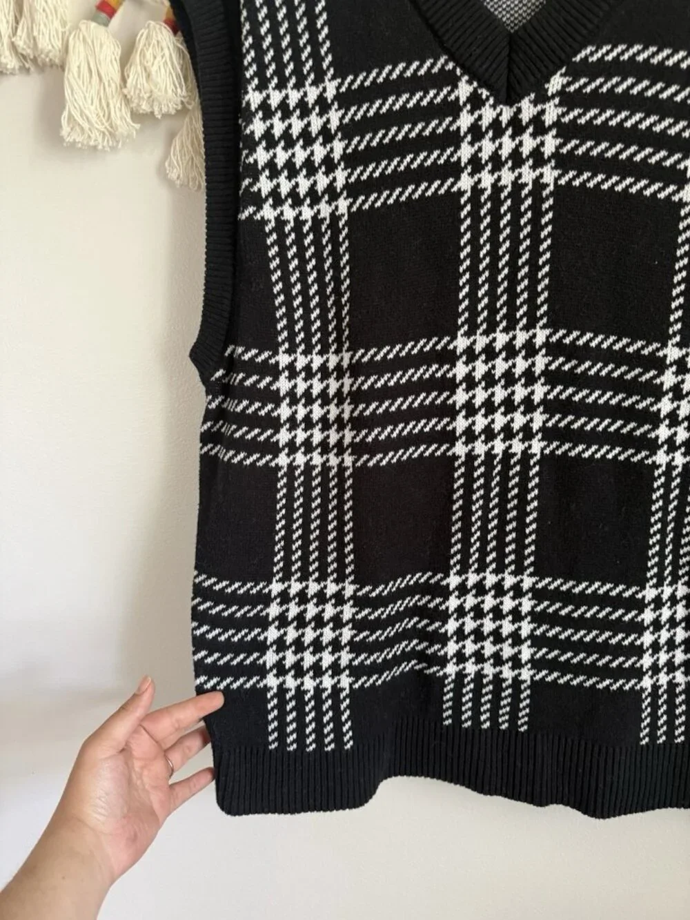 Abercrombie & Fitch Oversized Plaid Vneck Sweater Vest Preppy Layering Men’s L